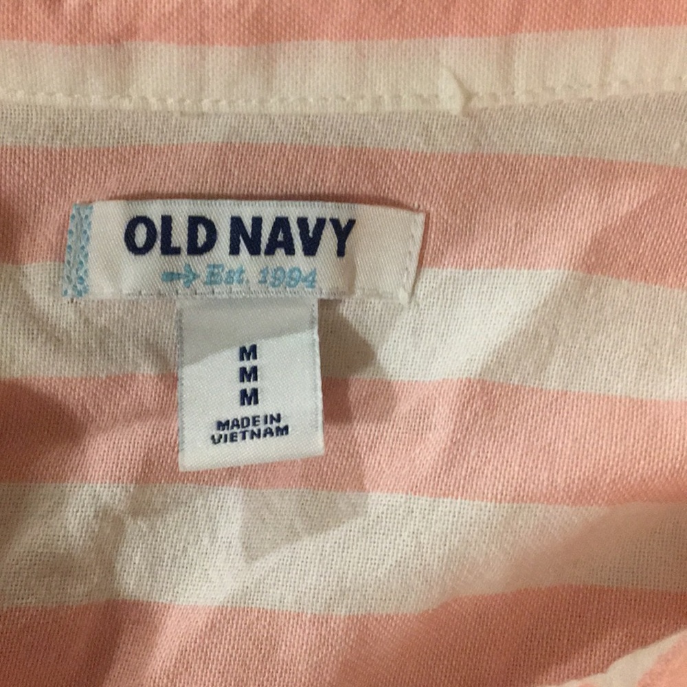 Button down - Picture 2 of 2